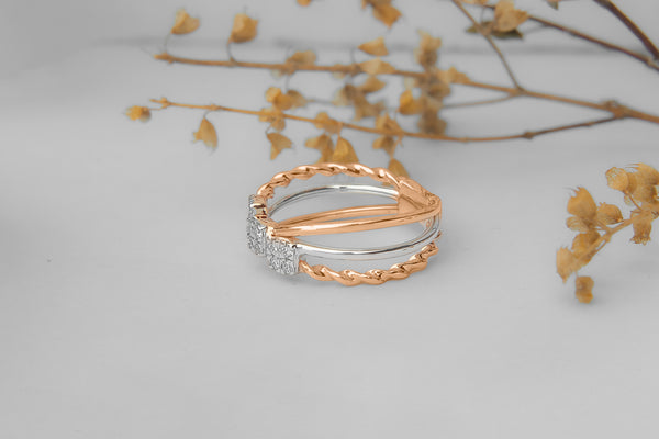Elegant Three-Square Design Ring with Interwoven Bands